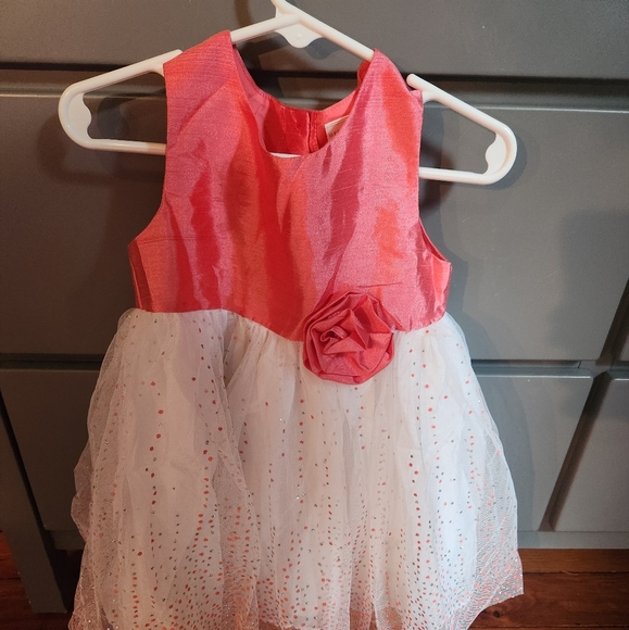 2t girls dress bundle - Picture 2 of 4